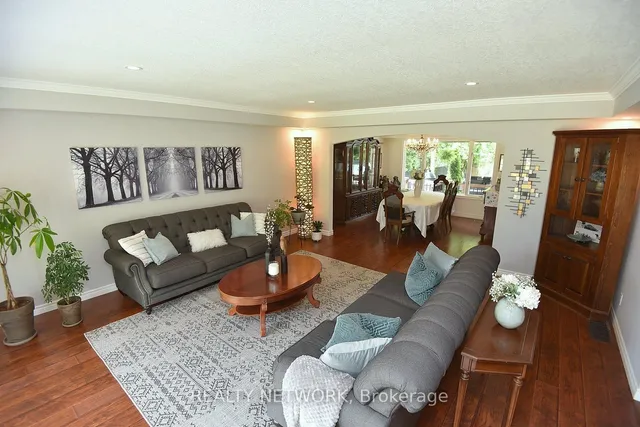 房产图片 32 - 21 Woodside Dr