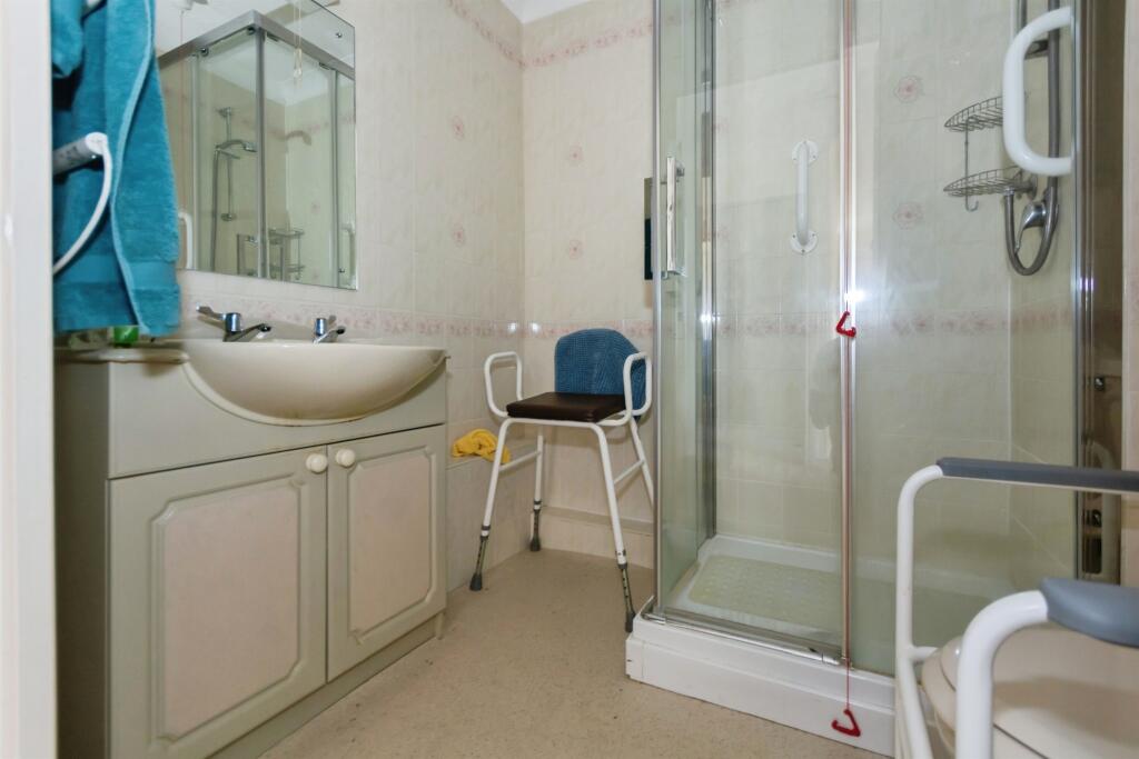 Additional image 16 of Stratford Road, Hall Green, Birmingham