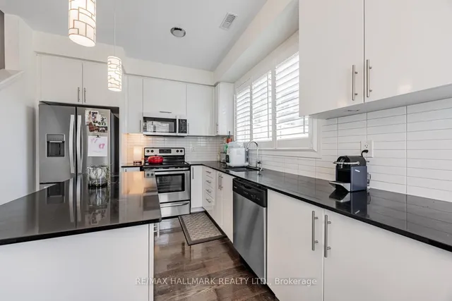 Additional image 8 of 11 Caroline Carpenter Grve