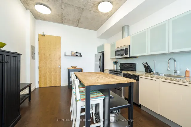 Additional image 5 of 33 Mill St Unit 607