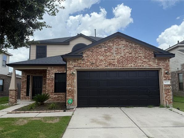 9022 Saint Laurent Ln, Houston, TX 77044