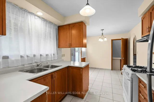 Additional image 7 of 16 Evelyn St