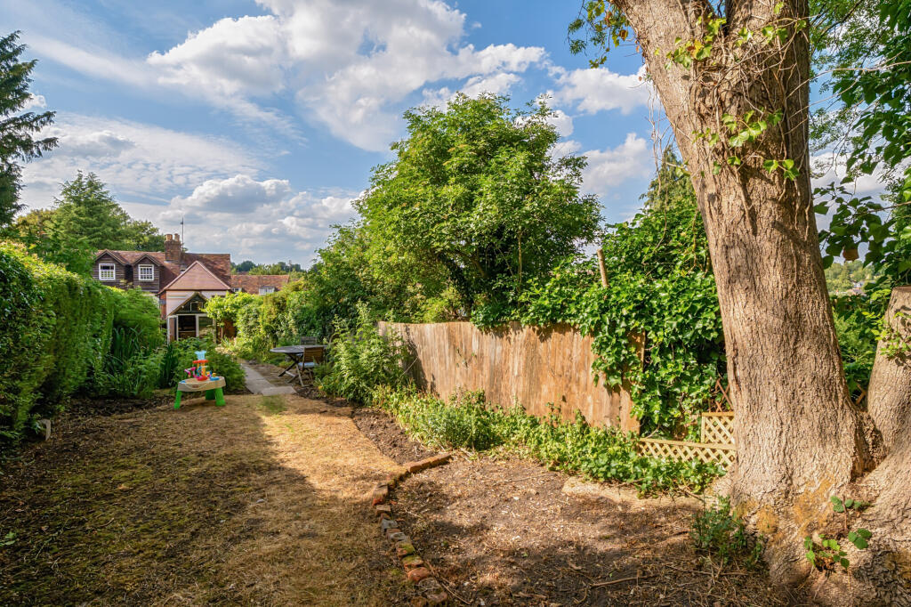 Additional image 19 of Pickford Road, Markyate, AL3