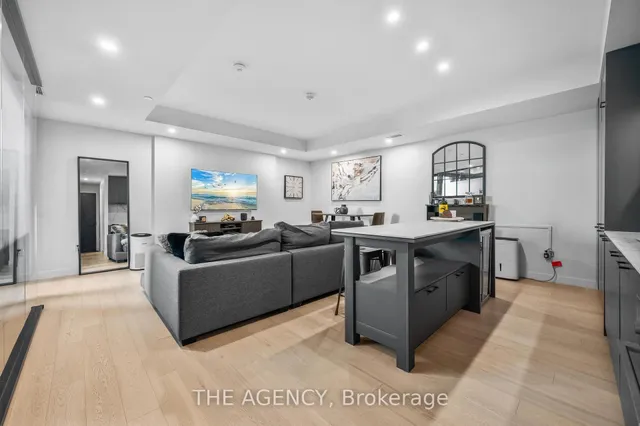 房产图片 4 - 多伦多市列治文街505号730单元