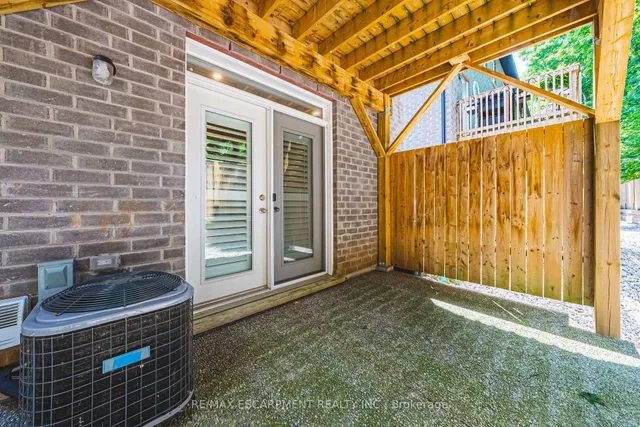 Additional image 40 of 111 Wilson St Unit 6