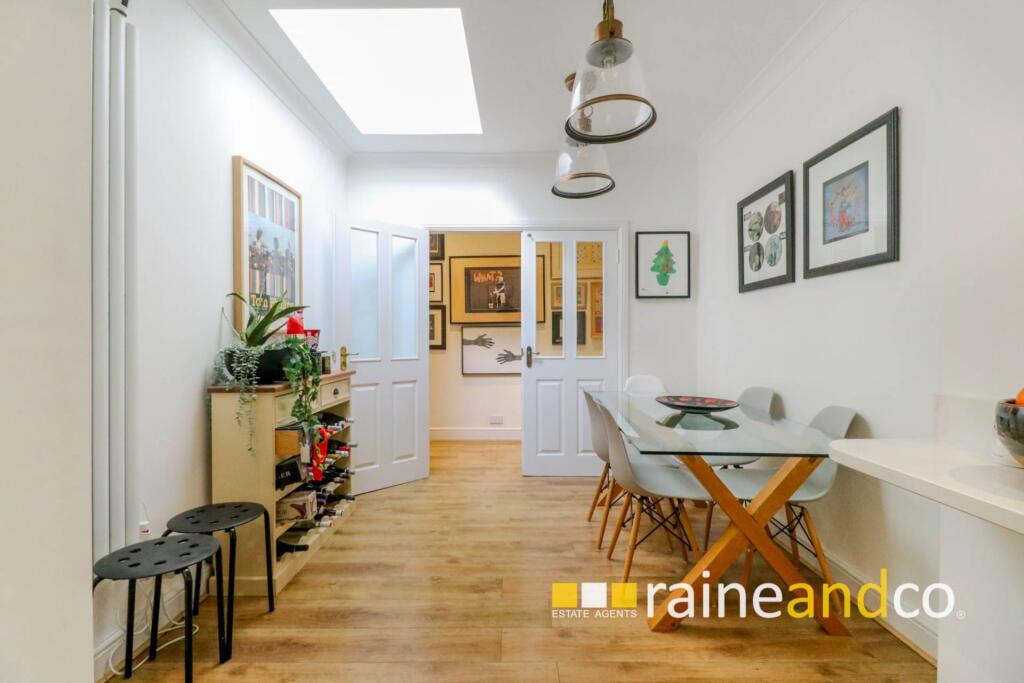 Additional image 17 of Georges Wood Road, Brookmans Park