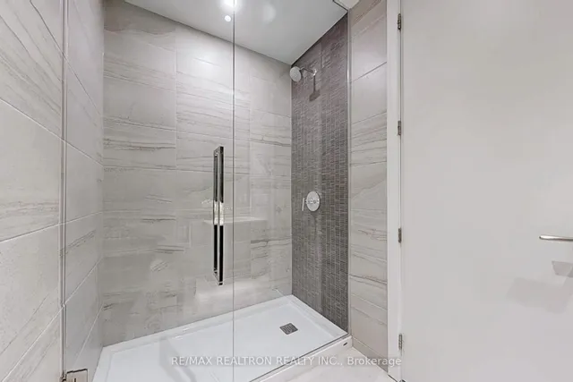 Additional image 19 of 81 Wellesley St Unit 2001