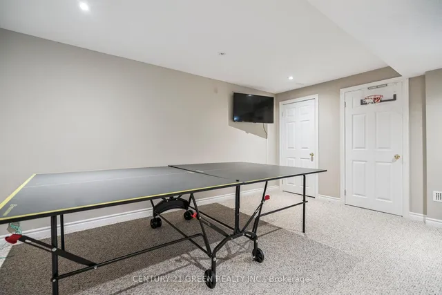 Additional image 36 of 102 Niska Dr