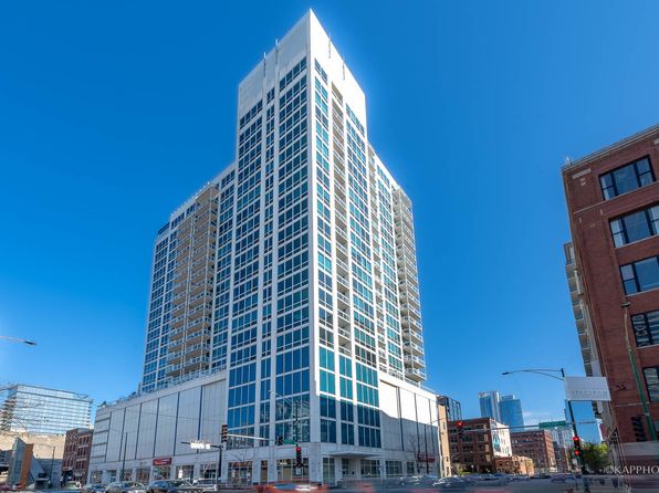 757 N Orleans St, Chicago, IL