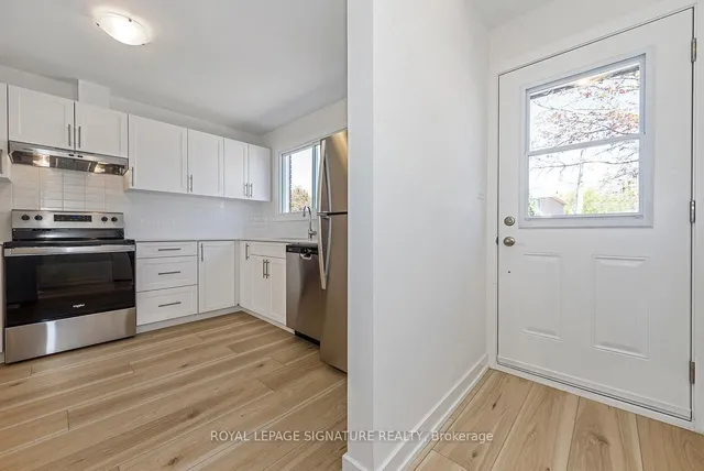 房产图片 2 - 20 Anna Capri Dr Unit 4