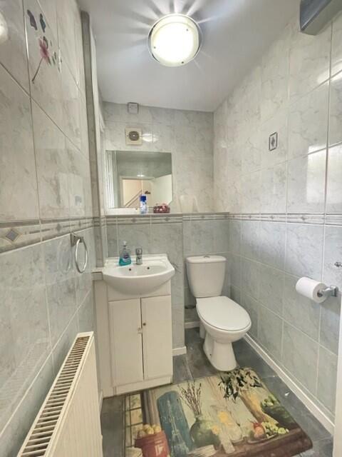 Chancellors Close, Birmingham, B15 photo 5