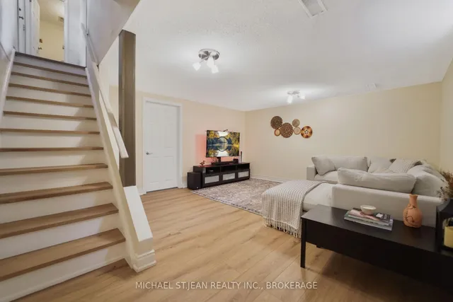 Additional image 25 of 247 St Andrews Dr