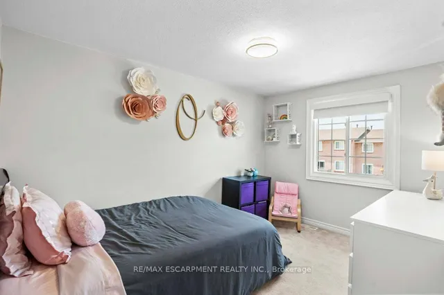 Additional image 22 of 29 HERITAGE Dr Unit 19