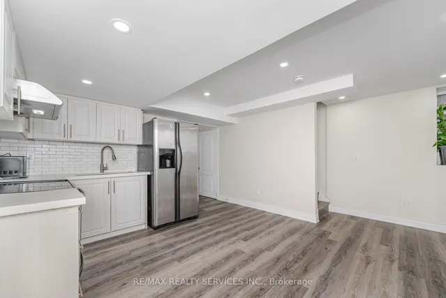 房产图片 34 - 10 Deepcoral Crt