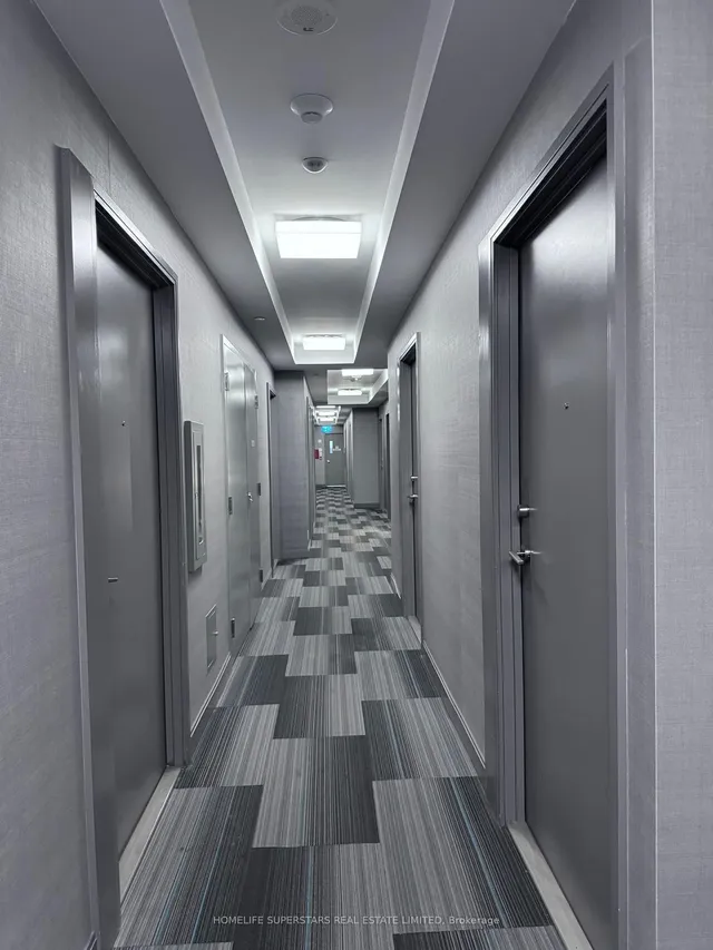 Additional image 11 of 181 Dundas St Unit 611