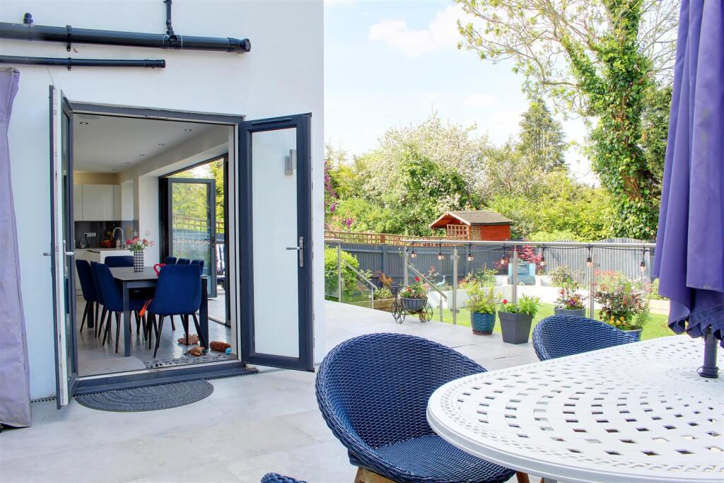 Additional image 25 of Moffats Lane, Brookmans Park