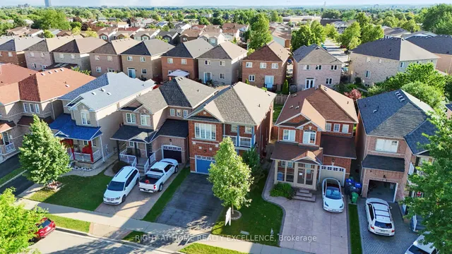 Additional image 42 of 32 Tobermory Cres