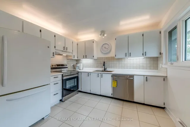 Additional image 17 of 1270 Gainsborough Dr Unit 4