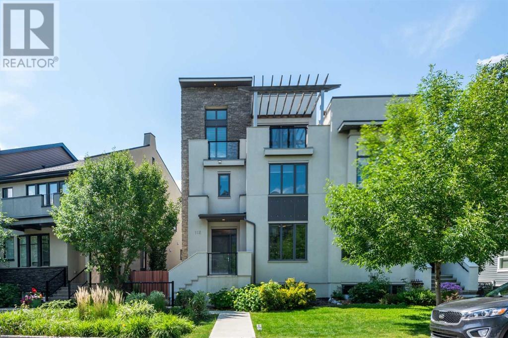 112 Burma Star Road SW|Calgary, Alberta T3E7Y4