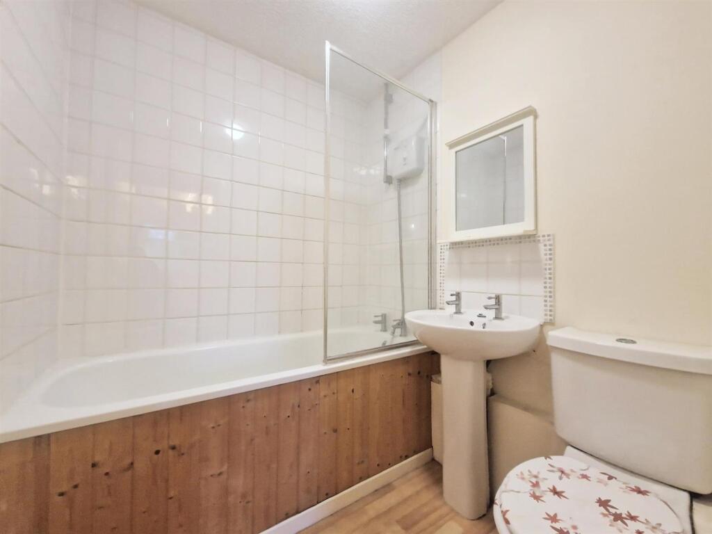 Additional image 7 of Nailers Close, Halesowen, Birmingham, B32