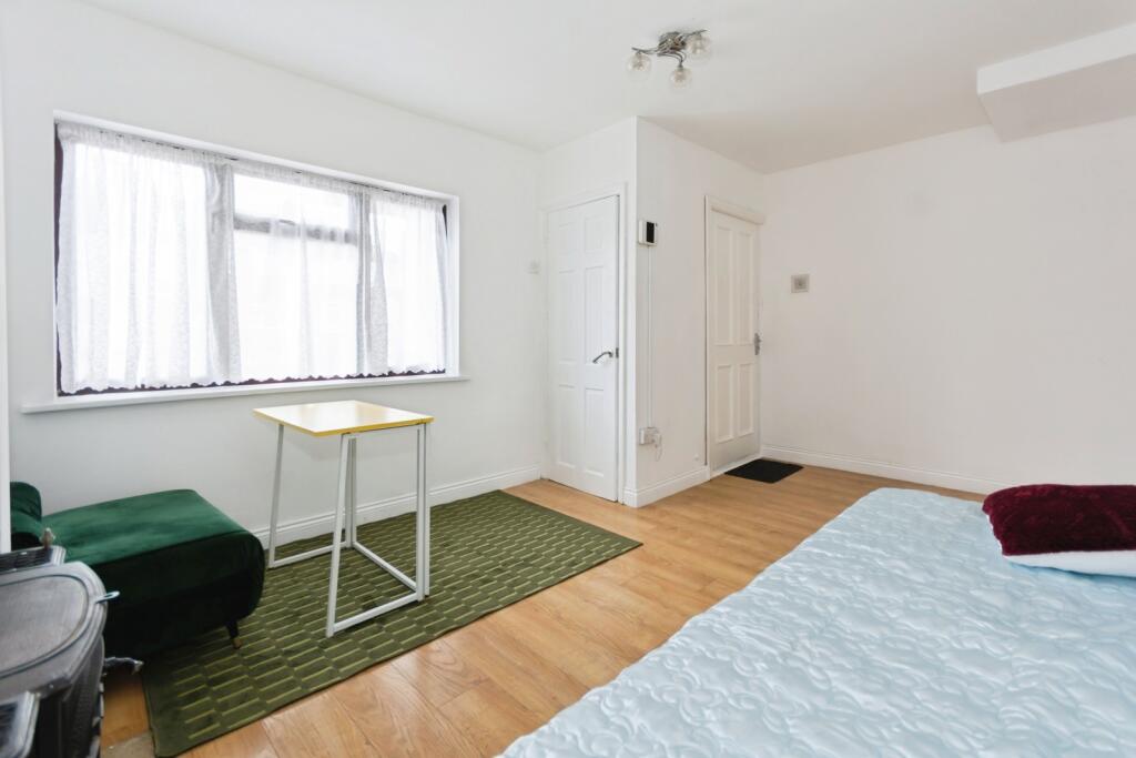 Additional image 8 of Yarnfield Road, Tyseley, Birmingham, West Midlands, B11