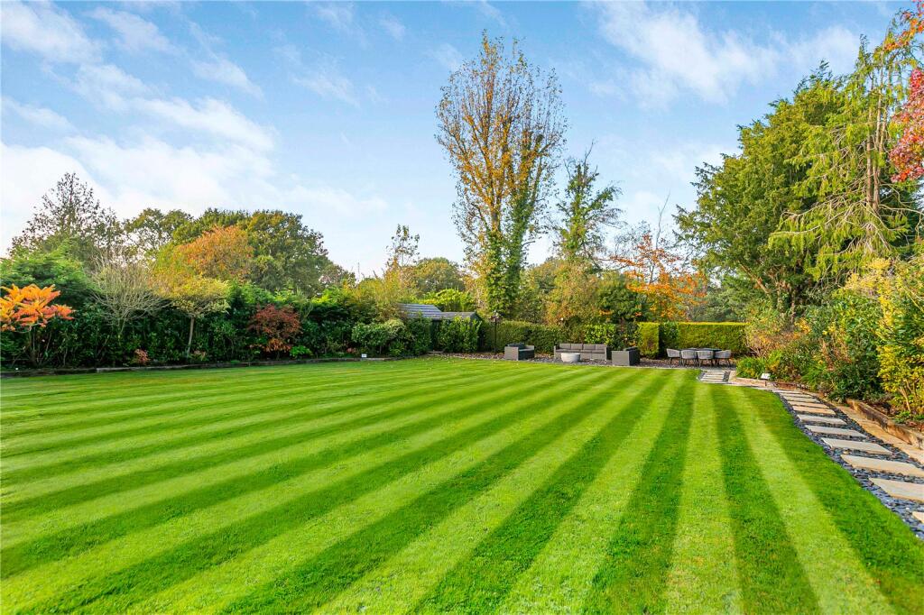 Additional image 33 of Brookmans Avenue, Brookmans Park, AL9