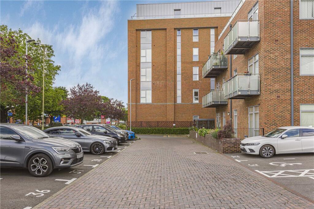 Additional image 12 of Broadwater Road, Welwyn Garden City, Hertfordshire, AL7