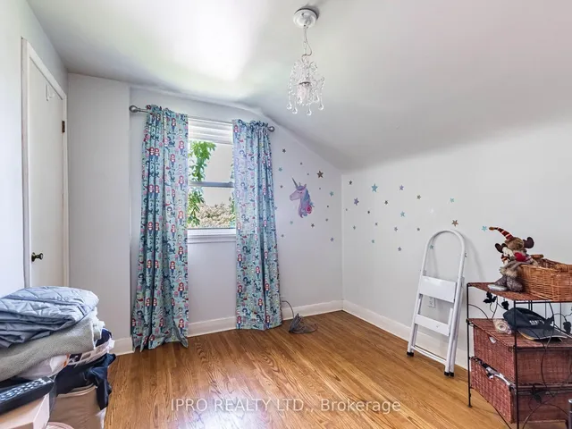 Additional image 22 of 9 Crestview Ave