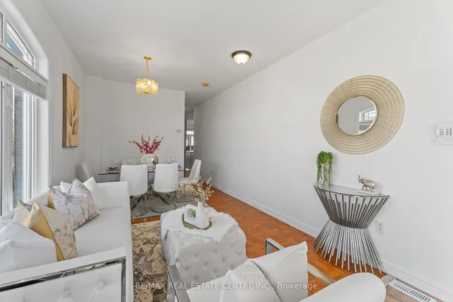 Additional image 8 of 27 Percy Gate