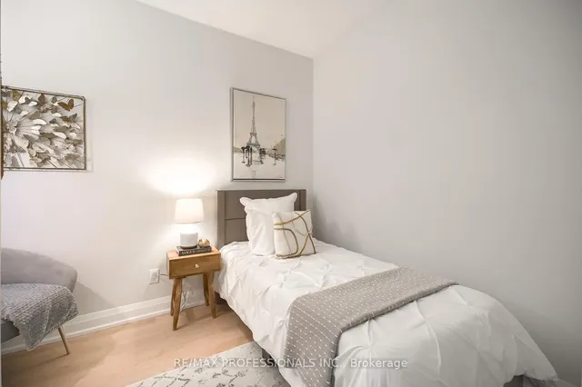 Additional image 16 of 36 Stadium Rd Unit 562