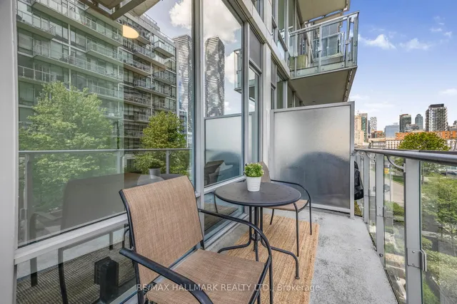 Additional image 23 of 29 Queens Quay Unit 318