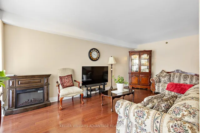 Additional image 8 of 1051 Sandhurst Circ Unit 17