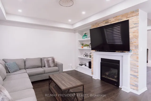 Additional image 11 of 94 Mincing Tr