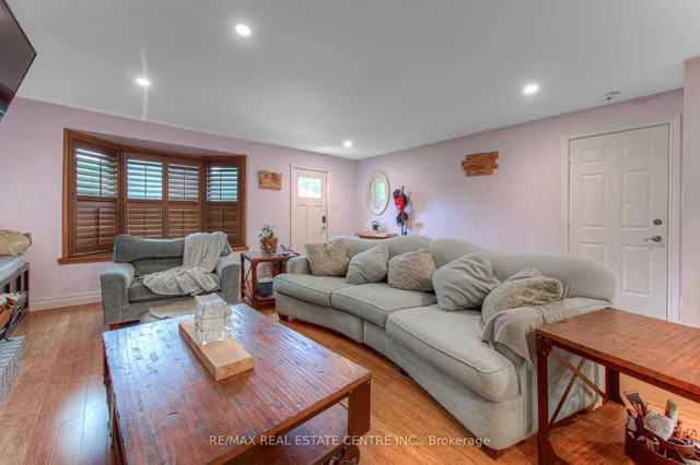 Additional image 9 of 310 Cavendish Dr