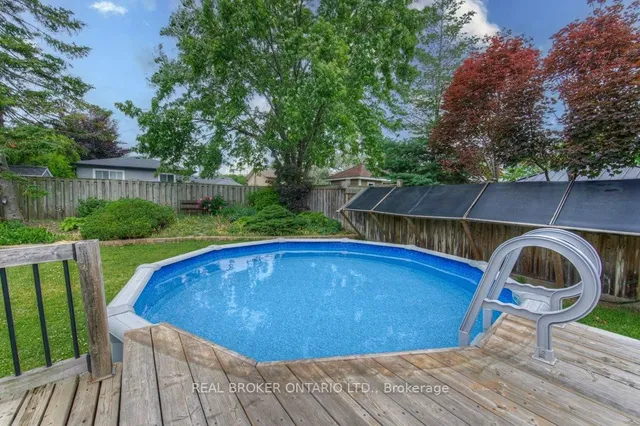 Additional image 37 of 889 Morley Ave