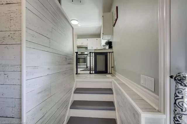 Additional image 5 of 151 Walter Ave