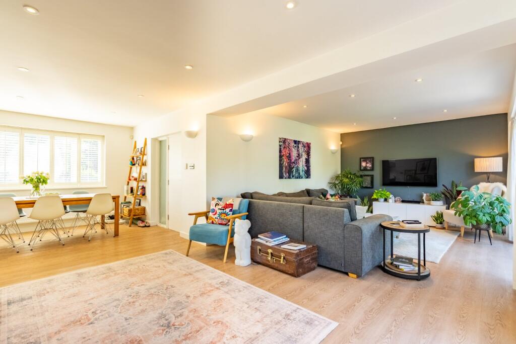 Additional image 24 of East Mount, Wheathampstead, St. Albans, Hertfordshire, AL4