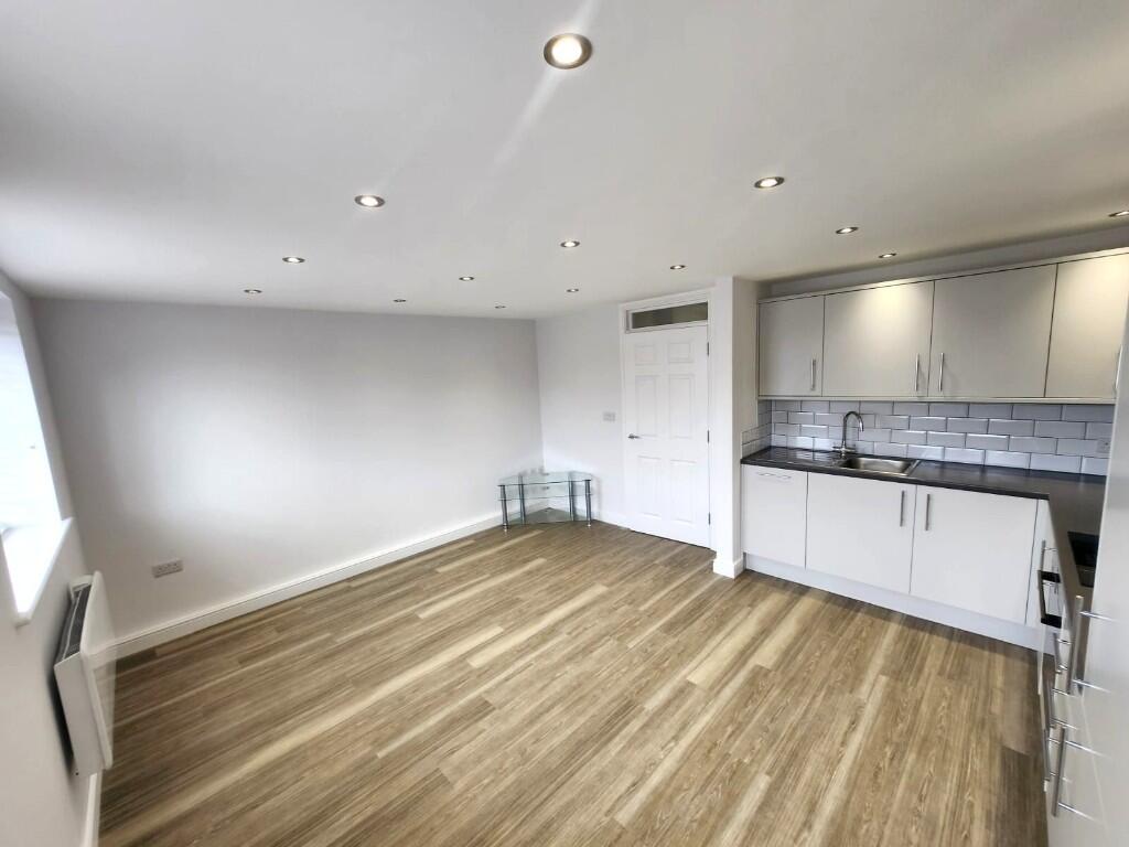 Additional image 5 of Hedley Road, St. Albans, Hertfordshire, AL1