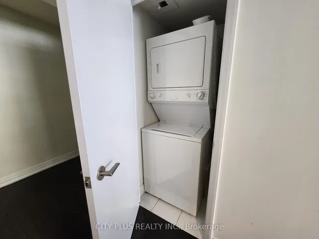 Additional image 12 of 25 Carlton St Unit 1810