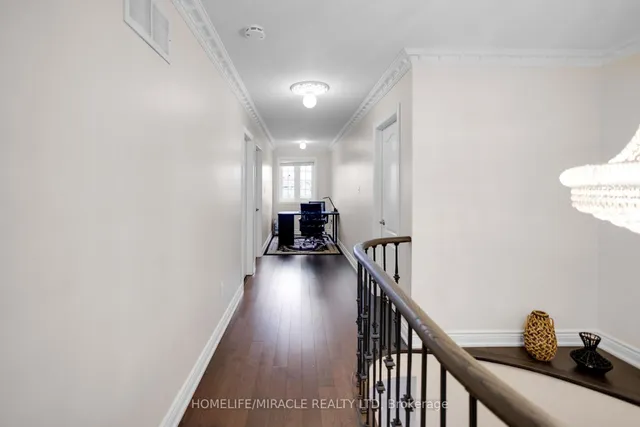 Additional image 38 of 24 Fauna Crt