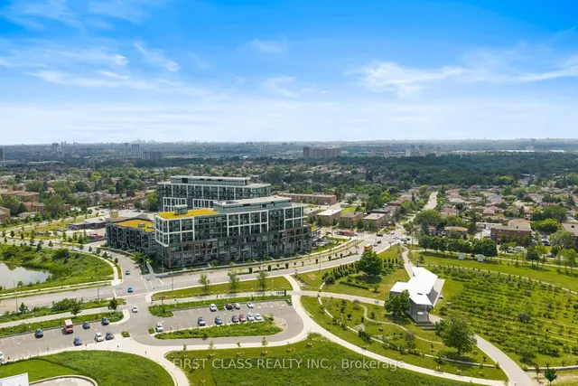 60 George Butchart Dr Unit 107