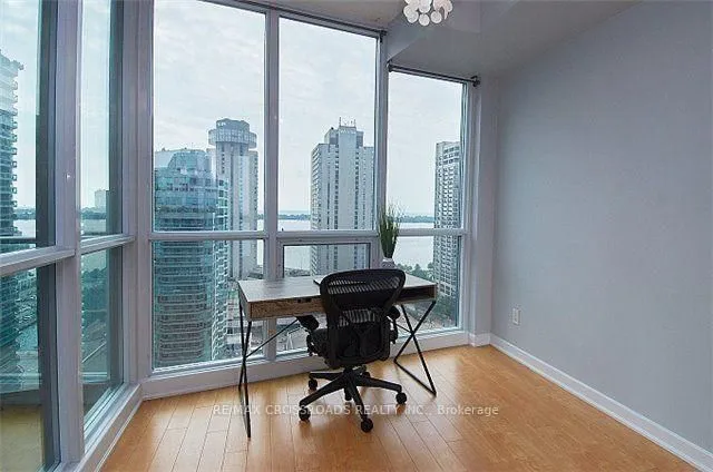 Additional image 10 of 18 Harbour St Unit 2209