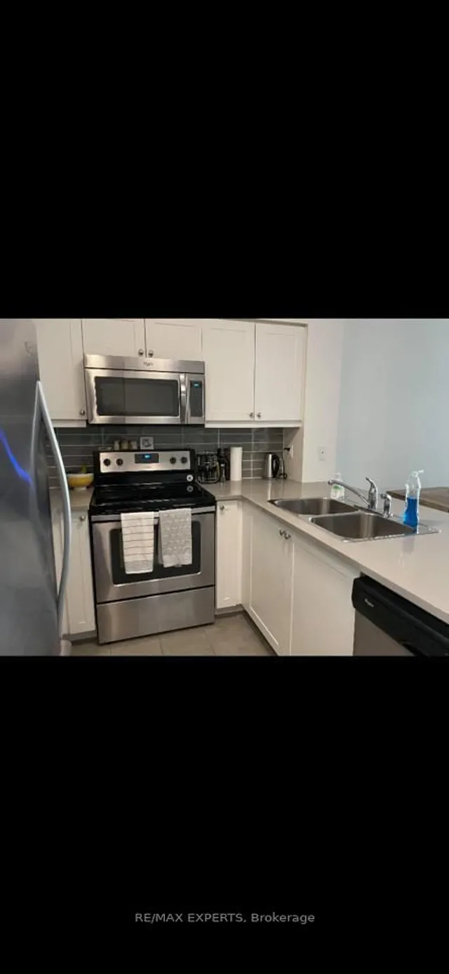 Additional image 2 of 25 Lower Simcoe St Unit 728