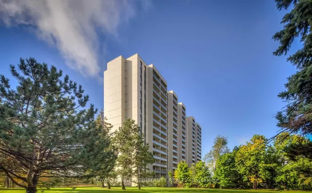 260 Seneca Hill Dr Unit 1605