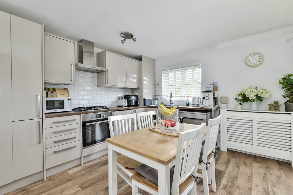 Additional image 3 of Minister Court, St. Albans