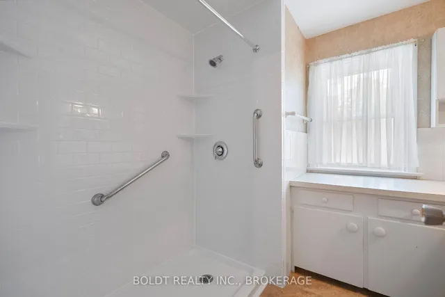 Additional image 23 of 21 Beland Crt