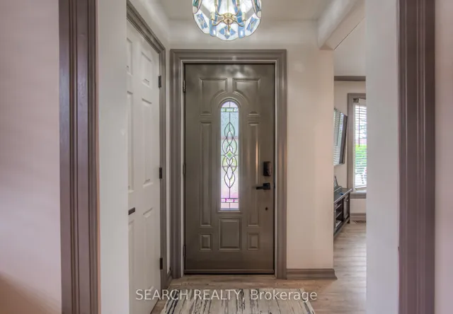 Additional image 3 of 3 Kenwood Cres