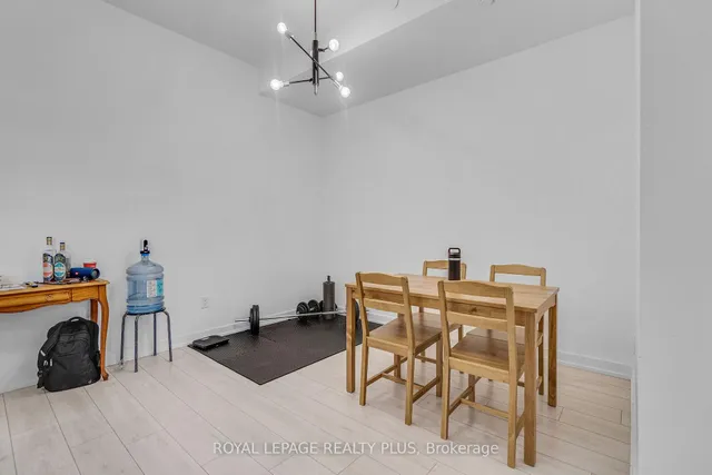 Additional image 27 of 55 Duke St Unit 233