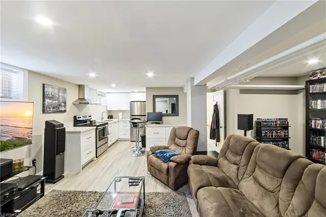 Additional image 38 of 91 Barnesdale Blvd