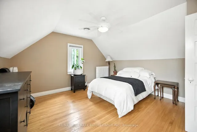 Additional image 22 of 33 Burnaby Blvd